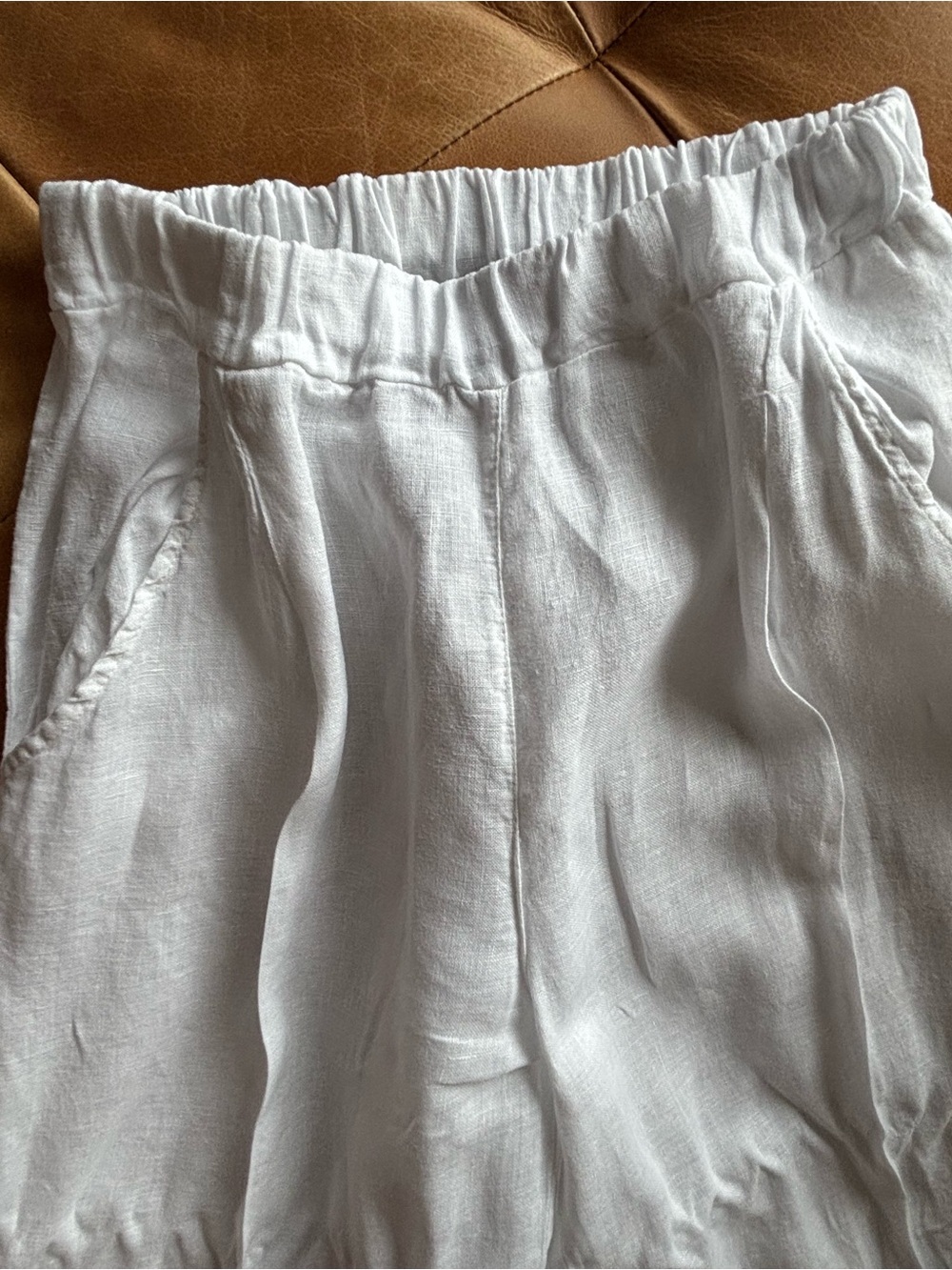Pistache 100% Linen Vest and Cropped Pants Matching Set, Size Medium, White - Picture 8 of 14